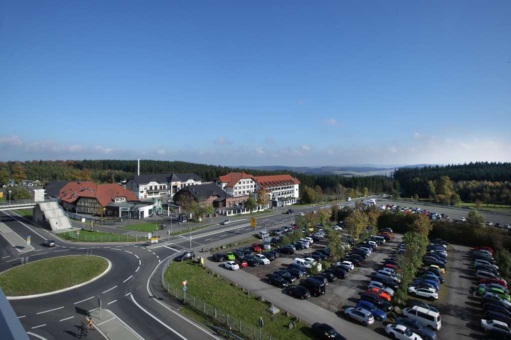 Lindner Nürburgring Motorsport Hotel Exterior foto